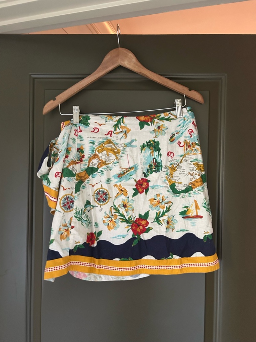 Celandine Anthropologie Tropical Print Tie-Waist Mini Skirt - White/Yellow/Green - Picture 2 of 2